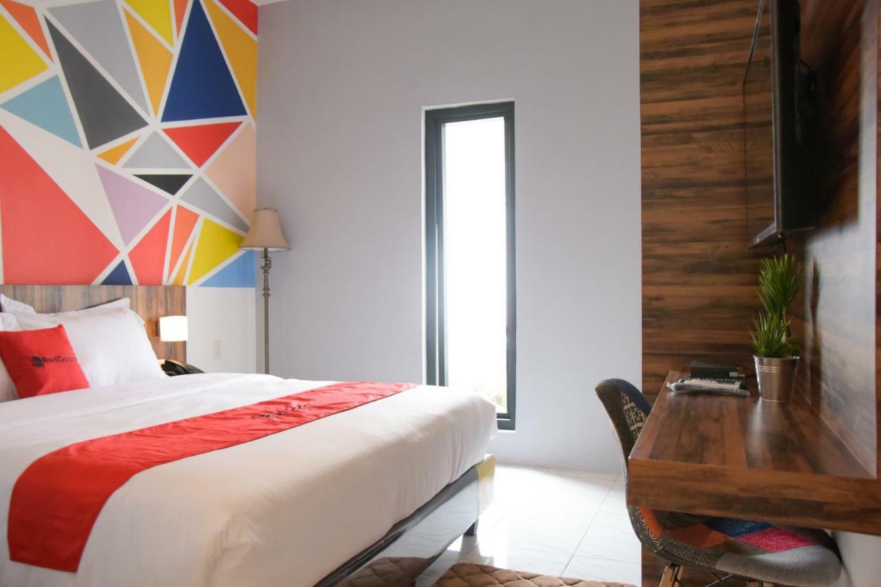 Reddoorz Plus Near Unimed Medan Esterno foto
